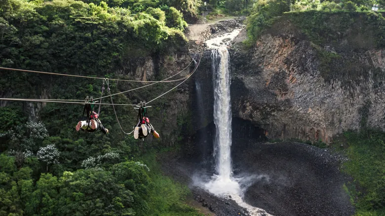 Baños, Ecuador: Guía de Aventura y Naturaleza en los Andes Ecuatorianos