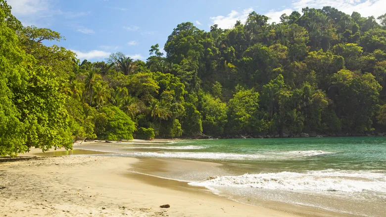 Centroamérica Segura: Descubre la Belleza y Tranquilidad de Costa Rica, Belice y Panamá