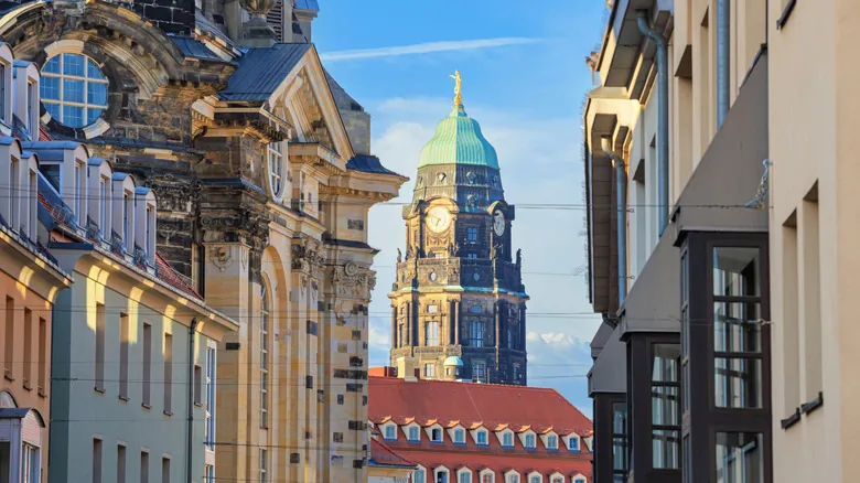 Dresde: Un Fénix Reconstruido – Historia, Arte y Resiliencia en Alemania