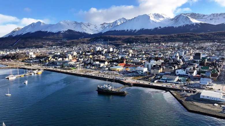 Isla Grande de Tierra del Fuego: Aventura Inolvidable en el Fin del Mundo Austral