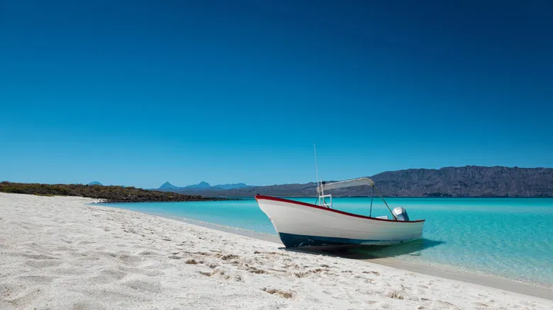 Las Mejores Playas de México: Guía Definitiva para Viajeros Aventureros y Tranquilos