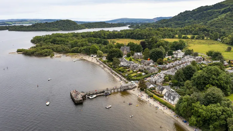 Loch Lomond: Explorando la Majestuosidad Natural y Cultural de las Tierras Altas de Escocia