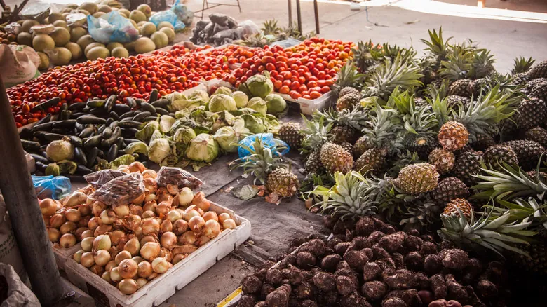 Mercado de San Ignacio: Un Tesoro Cultural y Vibrante en el Corazón de Belice