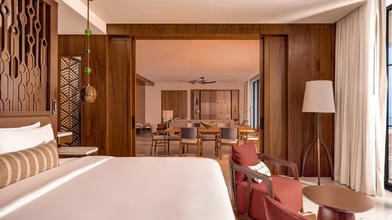 Nekajui, Ritz-Carlton Reserve: Lujo Eco-Chic y Aventura Inolvidable en Península Papagayo, Costa Rica