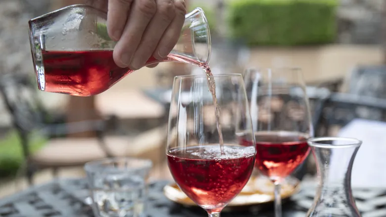 Osoyoos, Columbia Británica: Un Oasis Desértico con Vinos Excepcionales y Rica Cultura Indígena