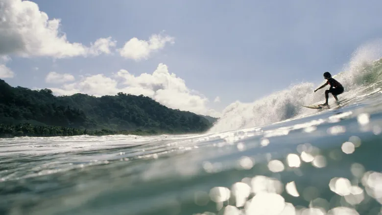 Playa Avellanas: Tu Paraíso Escondido para Surf y Tranquilidad en Costa Rica