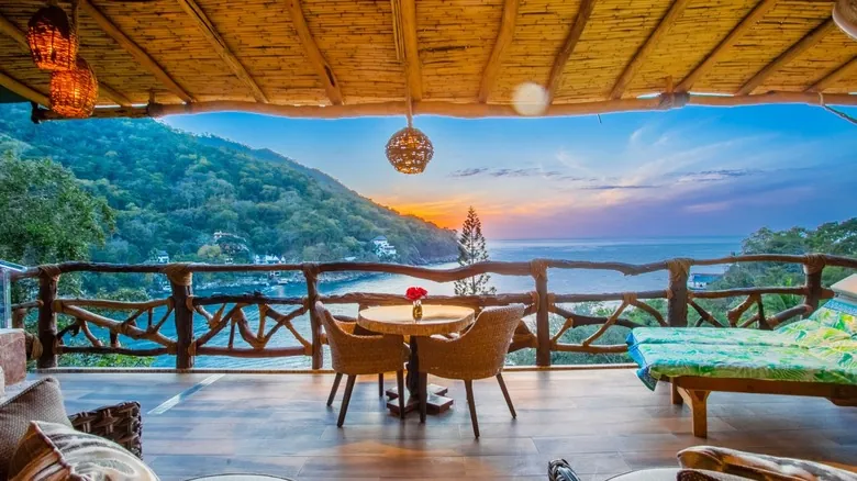 Puerto Vallarta: El Escape Romántico y de Lujo Definitivo en la Costa del Pacífico Mexicano