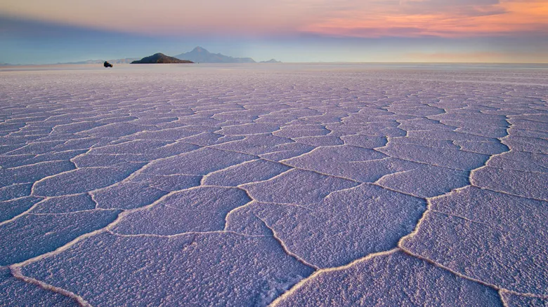 Salar de Uyuni: Guía Completa para Explorar el Desierto de Sal Más Grande del Mundo