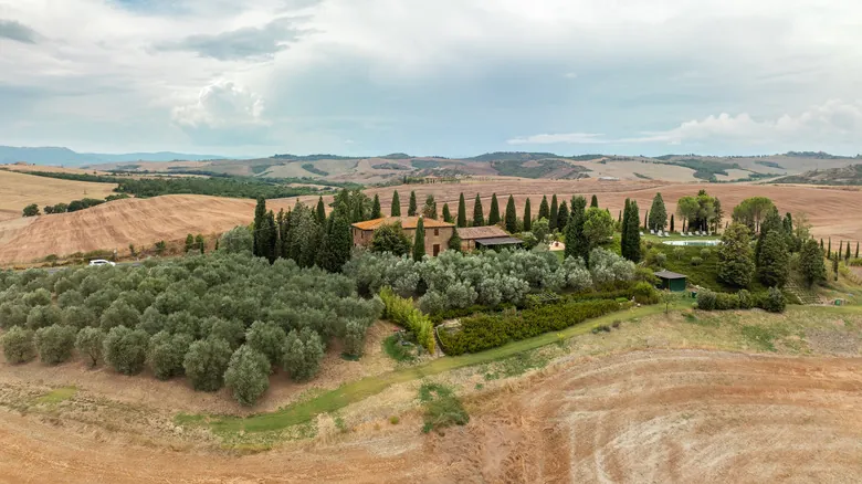 Val d'Orcia: Descubre el Tesoro Escondido de la Toscana, Paisaje UNESCO y Sabores Ancestrales