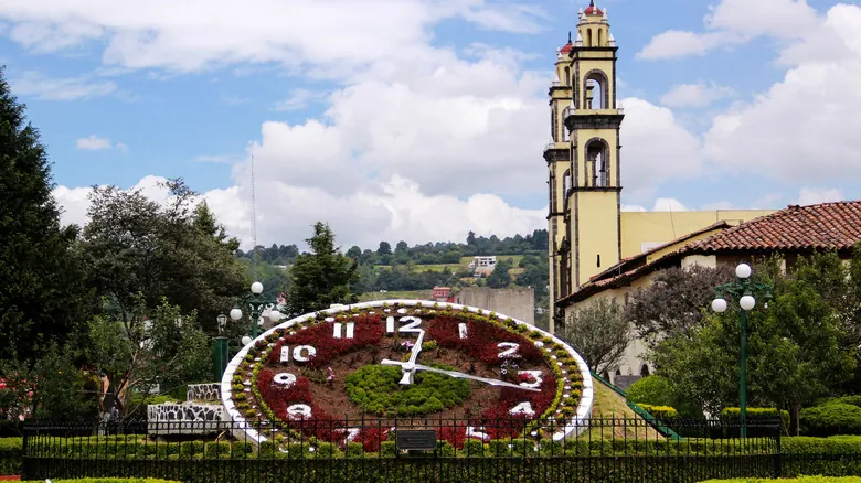 Zacatlán de las Manzanas: Descubre el Encanto del Pueblo Mágico y sus Tesoros Escondidos